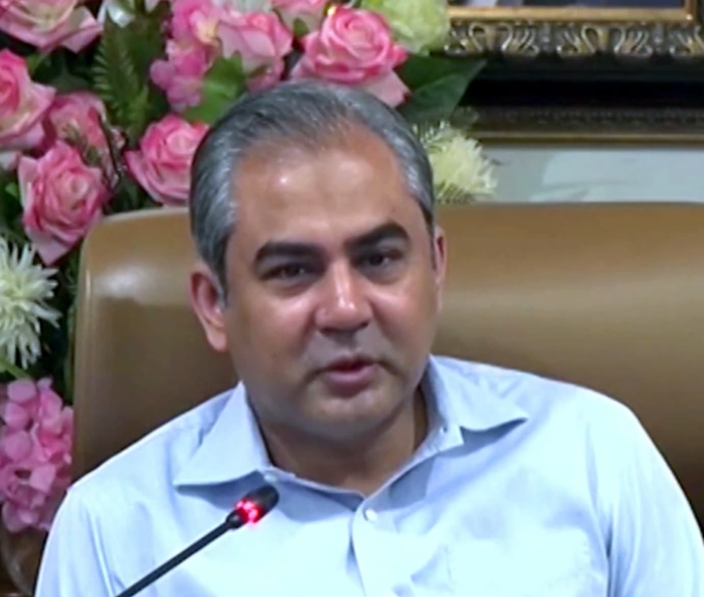 گھروزیراعظم محسن نقوی سفارتي ڳالهين لاءِ تہران پهچي ويا